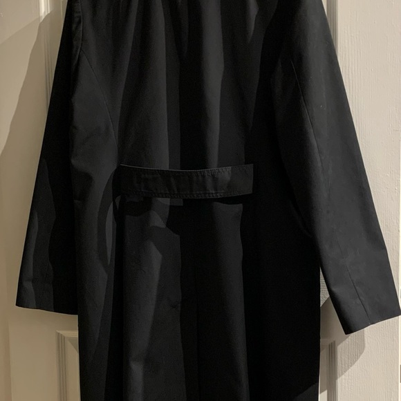 Black Trench Coat Black 3/4 Length Size Medium. Perfect for Fall - Picture 2 of 4